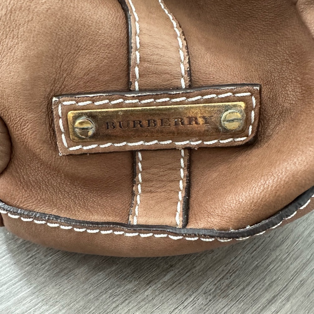 Burberry Tan Leather Tote Bag - Picture 3 of 12